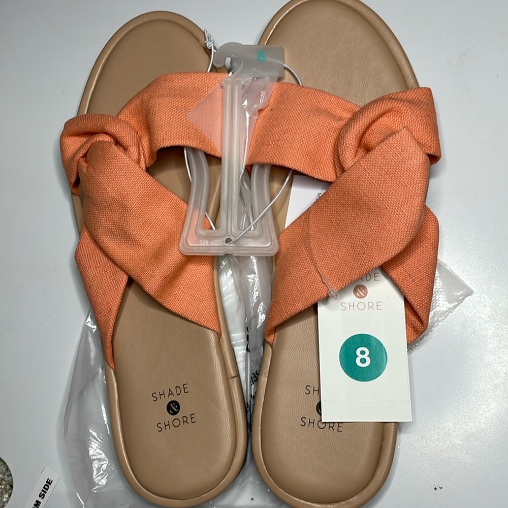 Shade shore peach cloth sandals 8 NWT